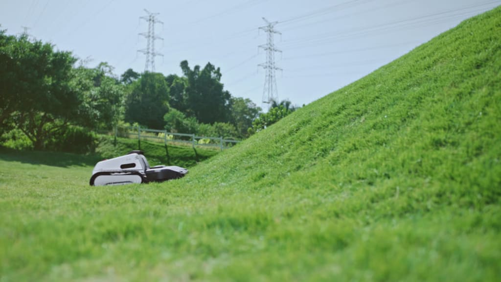 Lymow One Plus Robotic Lawn Mower
